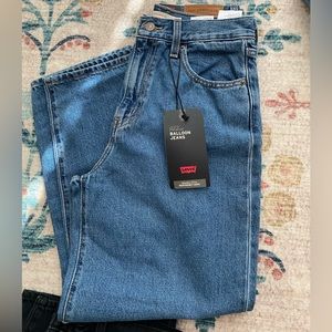 Levi jeans
